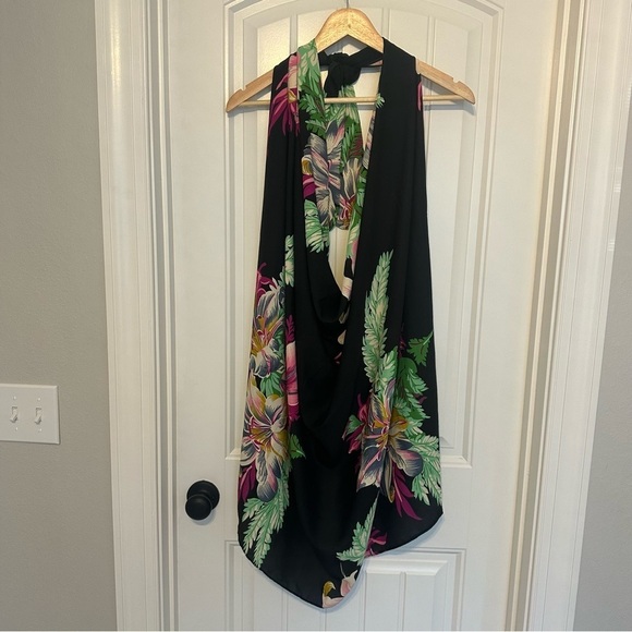 Walter Baker Paradise Sarong Grand Magnolia Beach Wrap Pool Boho One Size - Picture 3 of 7